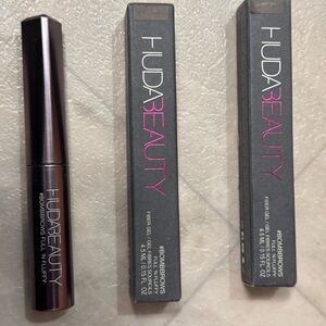 HUDA BEAUTY #BombBrows Full ‘n Fluffy Volumizing Fiber Gel 6 Rich Brown